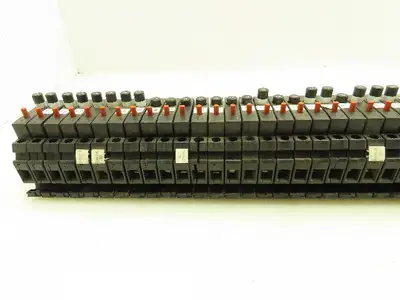 Allen Bradley 1492-GH015 Din Rail 1.5A Circuit Breaker Ser B 250V Lot of 42