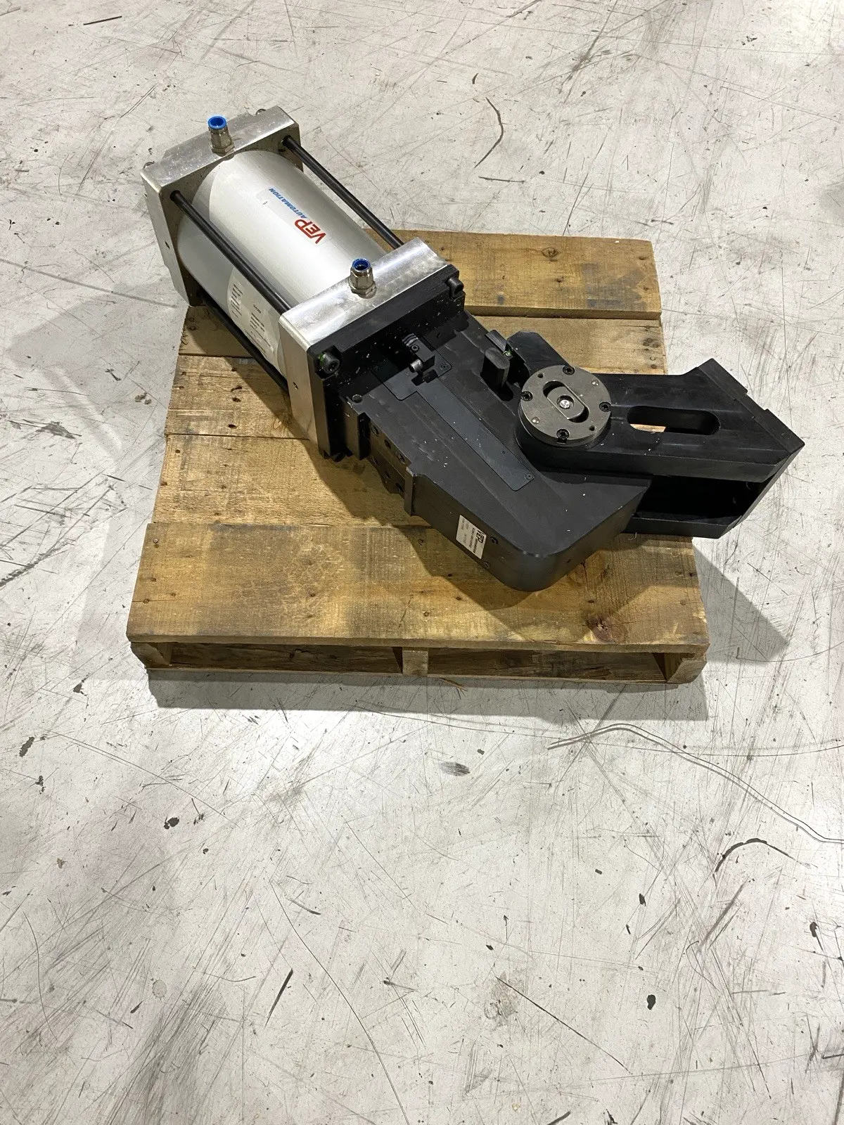 RC200.2-120V/LSPXPGX | VEP Automation  Pneumo-Hydraulic Swivel Unit RCM/RC.2 - Used