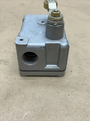 Micro Switch OP-AR30 NNB Fast Shipping! + Warranty
