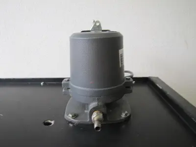 Industrial Coolant Pump 1/8HP With 24" Long x 12" Wide x 8" Deep Tank 110 VAC