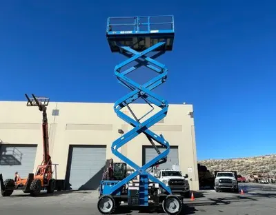 USED 2018 GENIE GS-4390