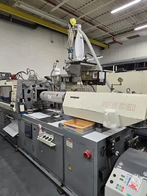 1997 NISSEI FN3000 Injection Molding Horizontal/Vertical | Machinery Network (1)