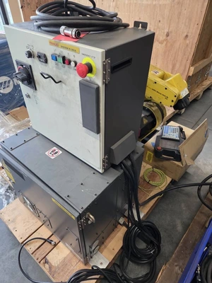 Used 2007 FANUC ARC MATE 100IB/6S 1215-B811 Robots Missouri US | Revelation Machinery #874565