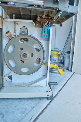2013 LAGUNA ITALIAN LT18 BANDSAW Saws, Band, Vertical | Star Equipment Co., Inc. (9)