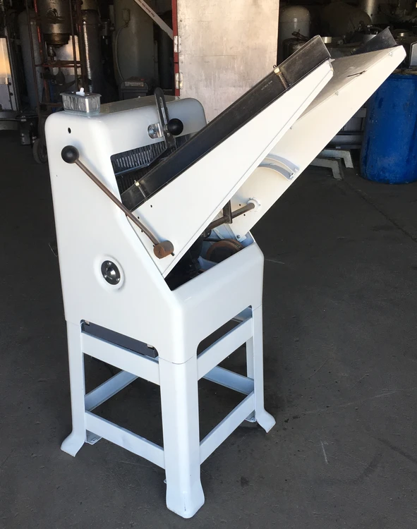 Used _UNKNOWN_ _UNKNOWN_ Bread Slicers Michigan US | Grocery Equipment Sales #1069224