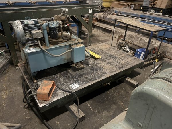 Autoquip Series 35, 4’ x 7’ Scissors Lift