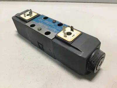 USED VICKERS DG4V-3-6C-M-U-HL7-60