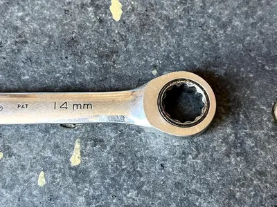 USED GEARWRENCH RATCHETING WRENCH