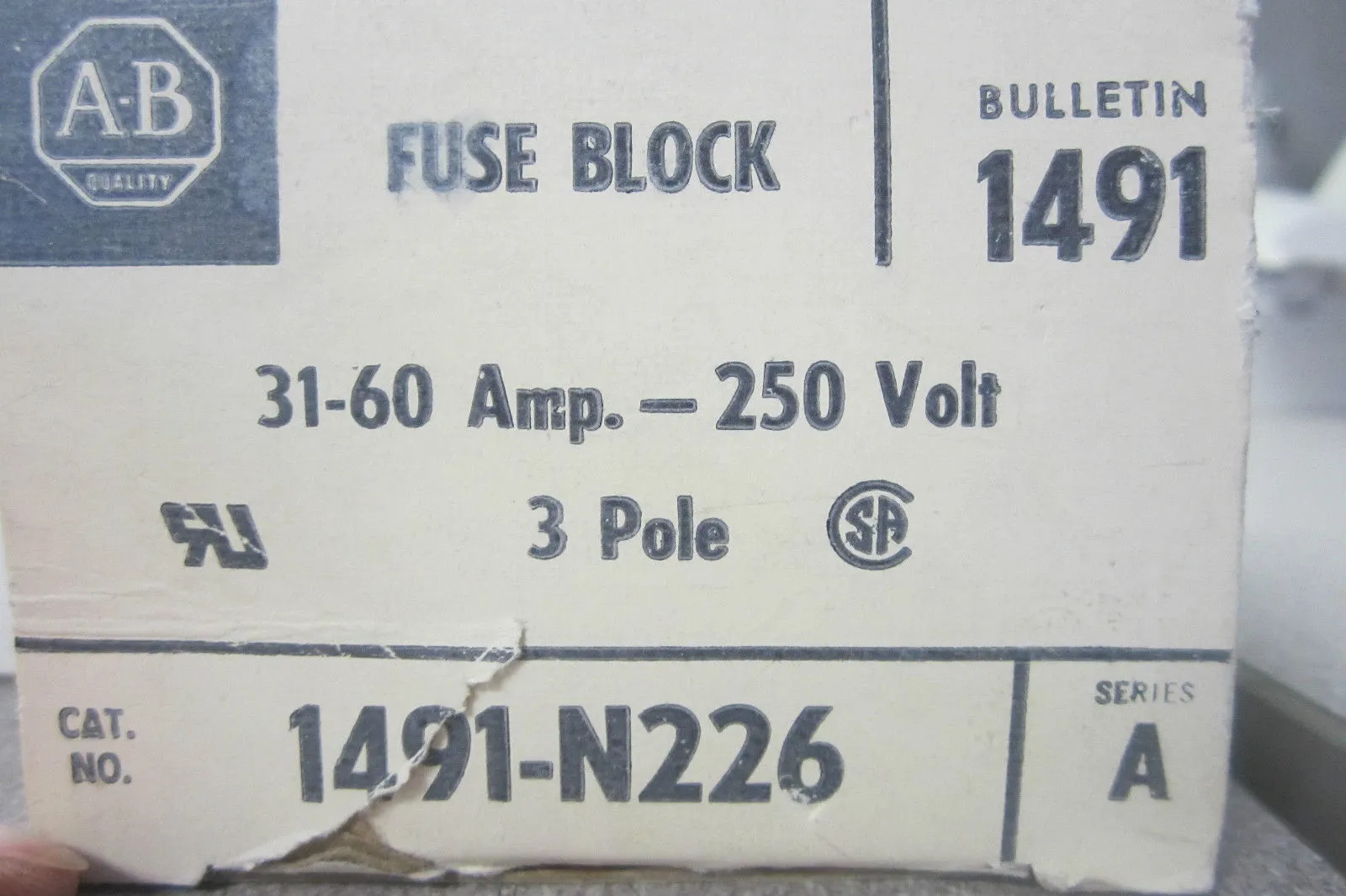 NEW ALLEN BRADLEY 1491-N226 FUSE BLOCK 1491N226