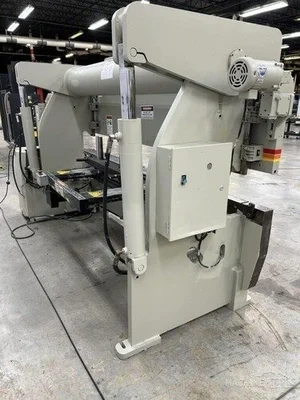 USED 1996 ACCURPRESS 710010