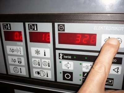 USED ALPHEUS CLEANBLAST DRY ICE PELLET BLASTING - 290