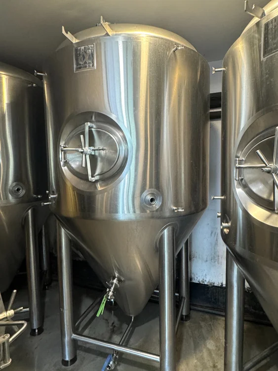 Used _UNKNOWN_ _UNKNOWN_ Fermenters / Bioreactors Indiana US | Brewhouse Equipment Group #1059285
