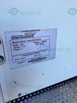 USED LINDBERG / BLUE M VO1218A VACUUM OVEN 6° TO 260°C, 1.5 CU. FT.
