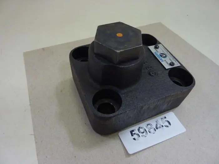 Used VICKERS C5G815 Valves/Fittings Michigan US | Ideal Machinery #603446