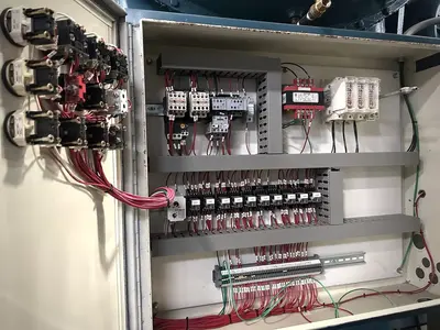 USED VERSON VERSON 672T PRESS