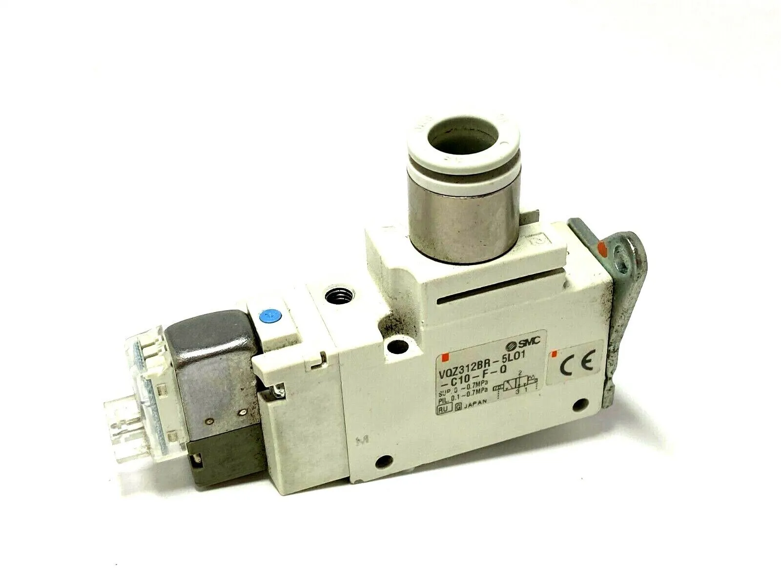 USED SMC 5 PORT SOLENOID VALVE 18MM BODY 2 POSITION