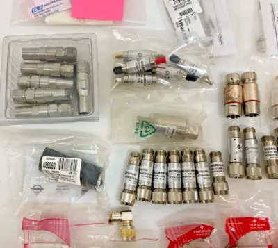 Microlab DC-3.0GH Wire & Cable Connectors | ANACAPA EQUIPMENT BROKERS, INC (4)