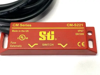 Used Omron Magnetic Non-Contact Interlock Door Switch IP67 51626 Switch Parts Michigan US | Maverick Industrial Sales #1393212