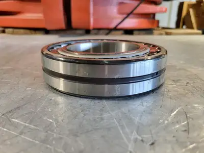 NEW SKF 22216 EK/C3