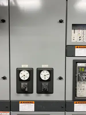 LV Double-Ended Unit Substation - 2 x 2000/3000kVA, 13.8kV Transformers w/ 600V MAGNUM DS Switchgear