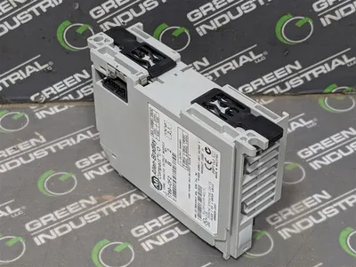Allen-Bradley 1769-OF2/B Compact I/O Analog Output Module Rev 2 No Cover Used