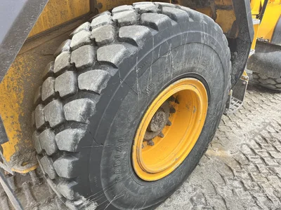 Used 2017 JCB 427ZXT4F Wheel Loaders Maine US | Zadoon Equipment #1480547