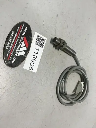 USED BALLUFF BES 516-325-SA56