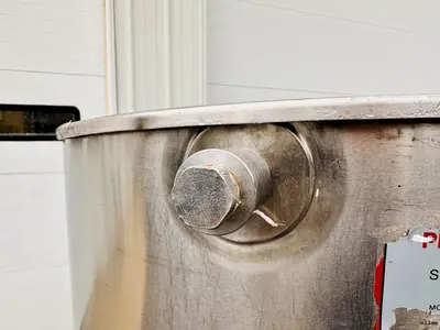 USED 1993 PERMA-SAN 60 GALLON JOVC