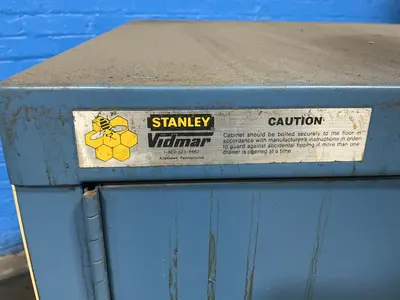 Used STANLEY VIDMAR _UNKNOWN_ Cabinets Ohio US | HGR 24 #1407510