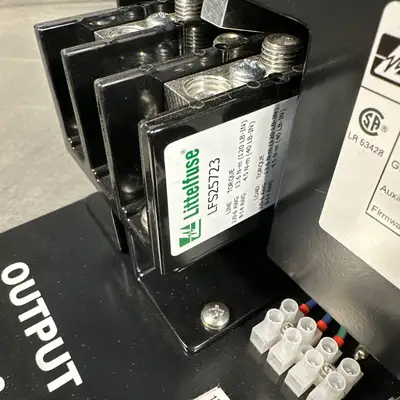 Littelfuse Industrial Shock Block SB6100-300-0 (BIN-2.5.1)