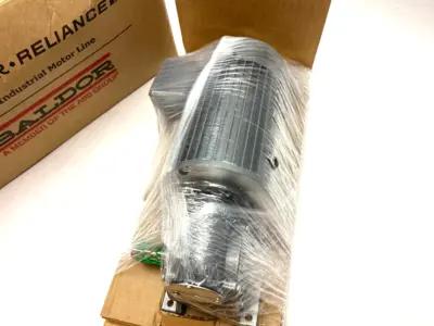 NEW BALDOR RELIANCE RIGHT ANGLE GEARMOTOR, 0.38HP, 3-PH, 75:1 RATIO