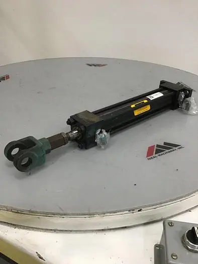 Used PARKER 02.00 H2HLTS182A 12.000 Cylinders Michigan US | Ideal Machinery #595320