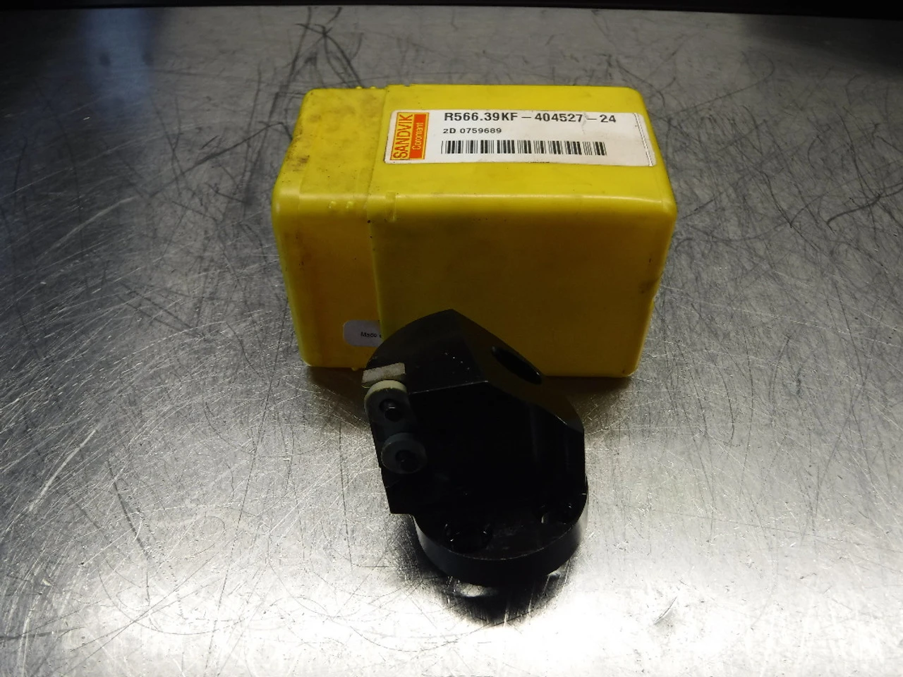 Sandvik SL40 Indexable Threading Head R566.39KF-404527-24 (LOC1050A)*