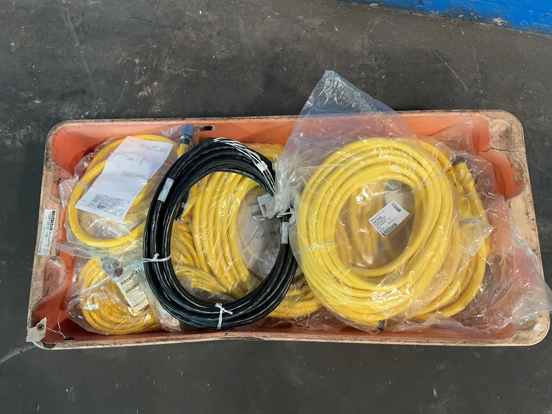 Used BRAD CONNECTIVITY _UNKNOWN_ Cable & Wire Ohio US | HGR 24 #1542157