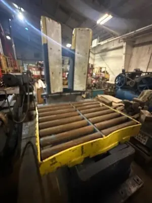 Upender,60" x 60", 35,000 lb capacity