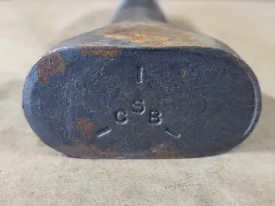 1-1/2" x 9.5" Oval Head Liner Bolt Grade 5