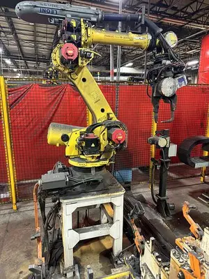 Used 2014 FANUC FANUC R-2000IB/165F Robots Michigan US | Aucto #1306833