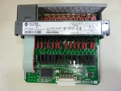 USED ALLEN BRADLEY 1746-OA16 SER D