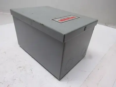 Sylvania EPM1-101 6-7/8" X 4-5/8" X 4-1/4" Electrical Relay Enclosure Nema-1