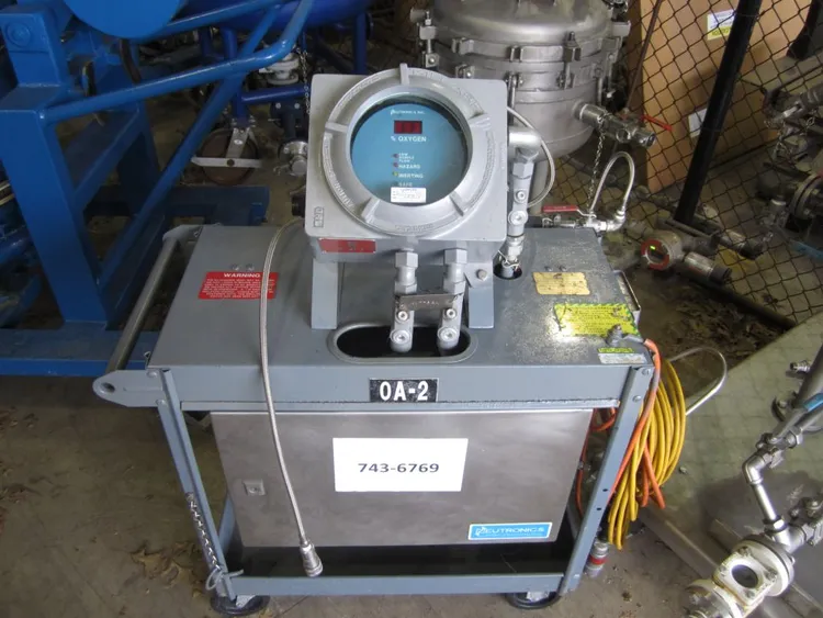 Used NEUTRONICS Nitron Miscellaneous Laboratory Equipment New Jersey US | Perry Equipment #119514