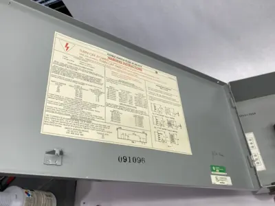 USED WESTINGHOUSE, CUTLER-HAMMER FUSIBLE BUSWAY SWITCH 3-WIRE 3-PHASE