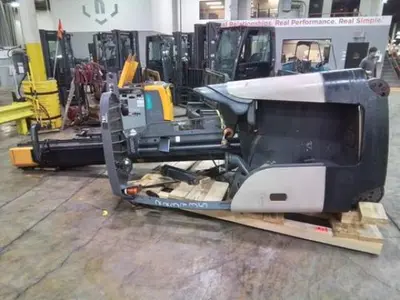 USED 2020 CROWN RMD6095S-32