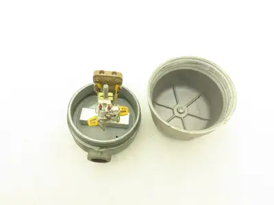 Mercoid Control EMS46 Mercury Pressure Switch 120/240V Hazardous Loc -No Lever