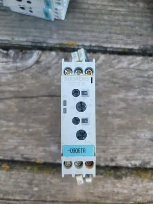 USED SIEMENS 3RP1555-1AQ30