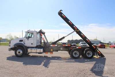 New | in-Stock 2025 MACK GRANITE 64BR Rolloff Trucks Texas US | Roll Off Truck World #1491919