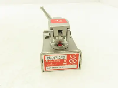 Allen Bradley 440T-MSALE10FC Guardmaster Trapped Key Interlock Switch No Key