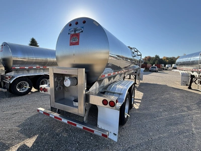 Used 2017 WALKER MILK TANKER TRAILER Liquid Supply Trailers Michigan US | Miedema Asset Management Group #1709458