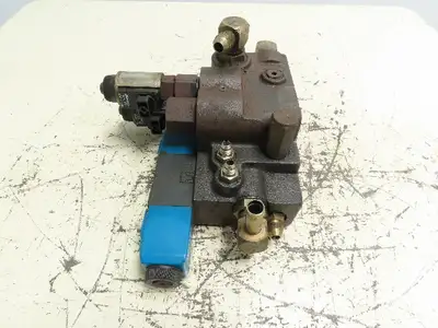 Vickers EPM2-WB-20 Hydraulic Valve off Yale NR040ADNS24TE091 Electric Forklift