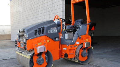 USED 2025 HAMM HD 12 VV