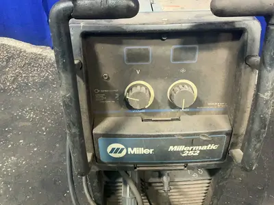 Used MILLER MILLERMATIC 252 Mig Welders Ohio US | HGR 24 #1441305